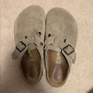 Birkenstock Suede Clogs - Taupe - Size 9-9.5